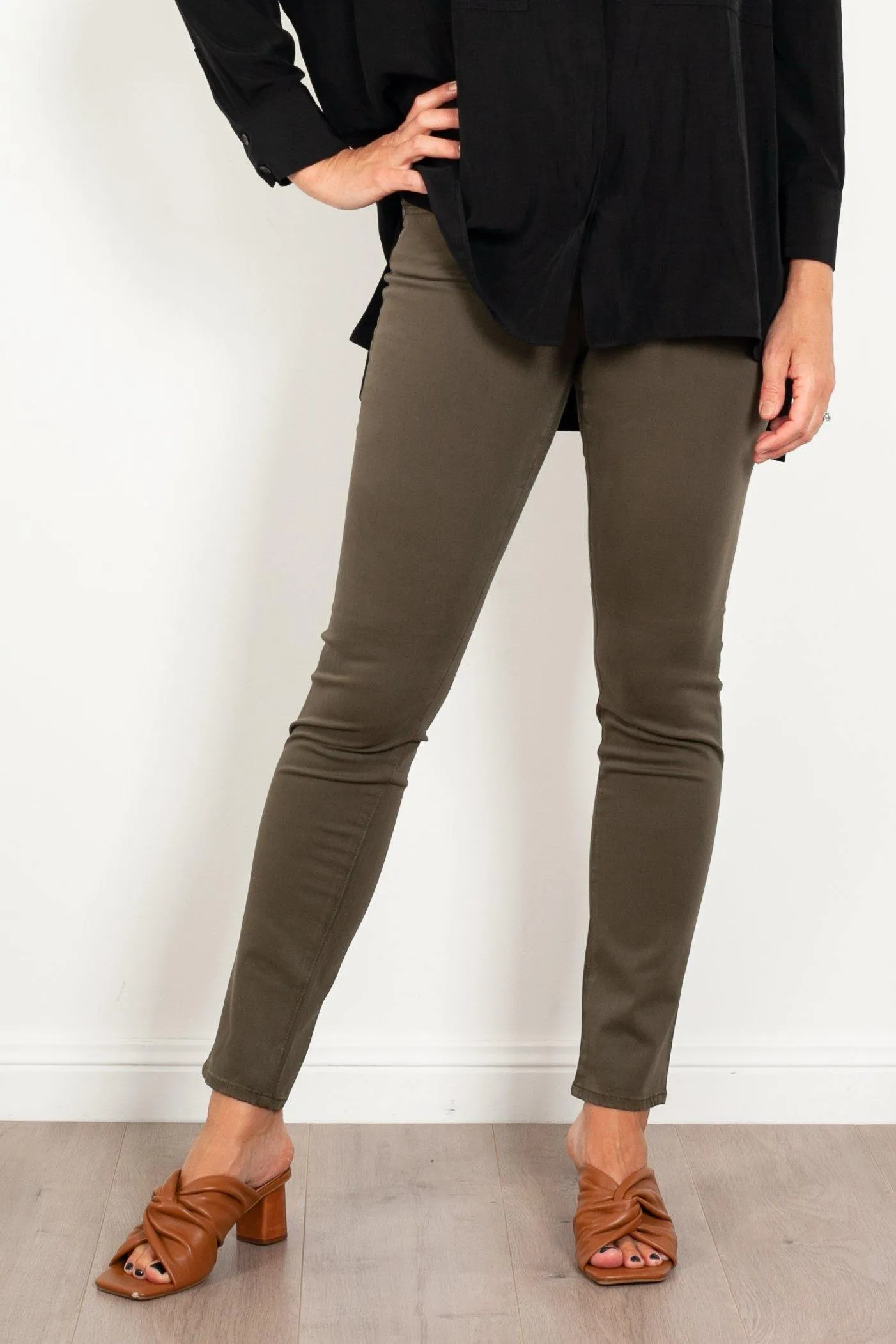 AG JEANS Prima Pant Stretch Sateen
