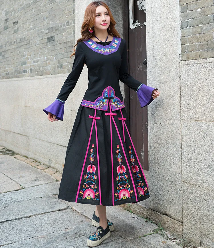 Floral Embroidery Traditional Chinese Style Pleated Expansion Skirt