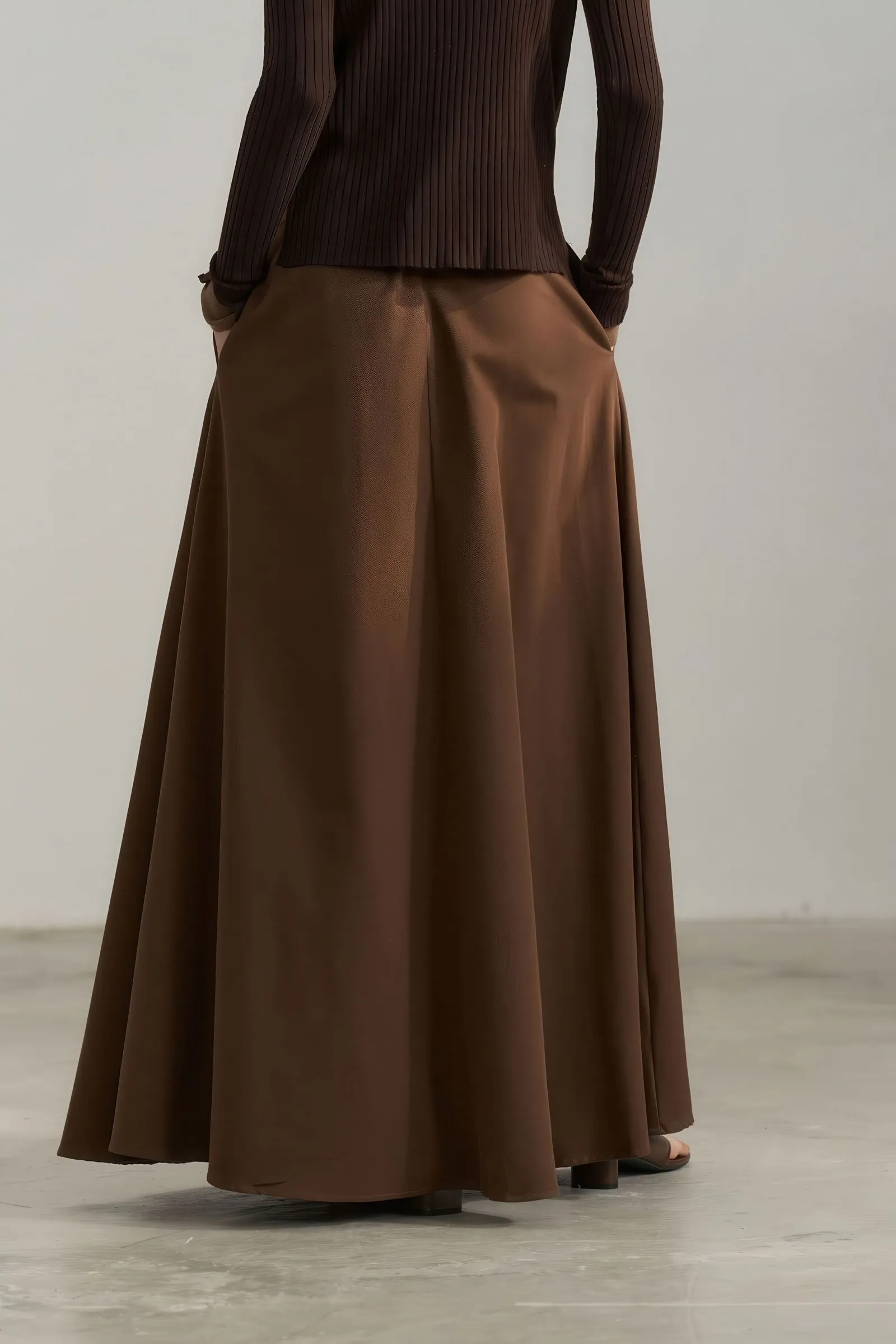 High-Waisted Tencel Maxi Skirt - Elegant Flow
