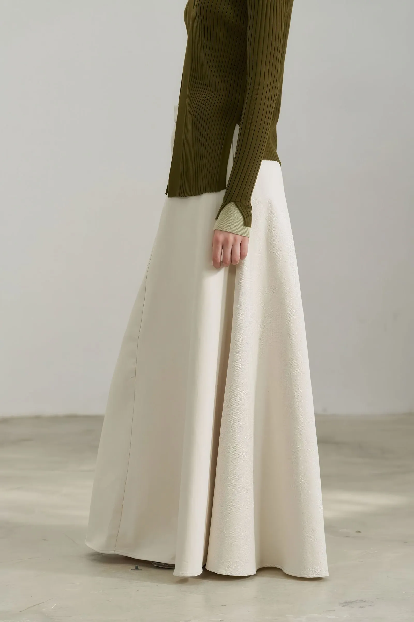 High-Waisted Tencel Maxi Skirt - Elegant Flow