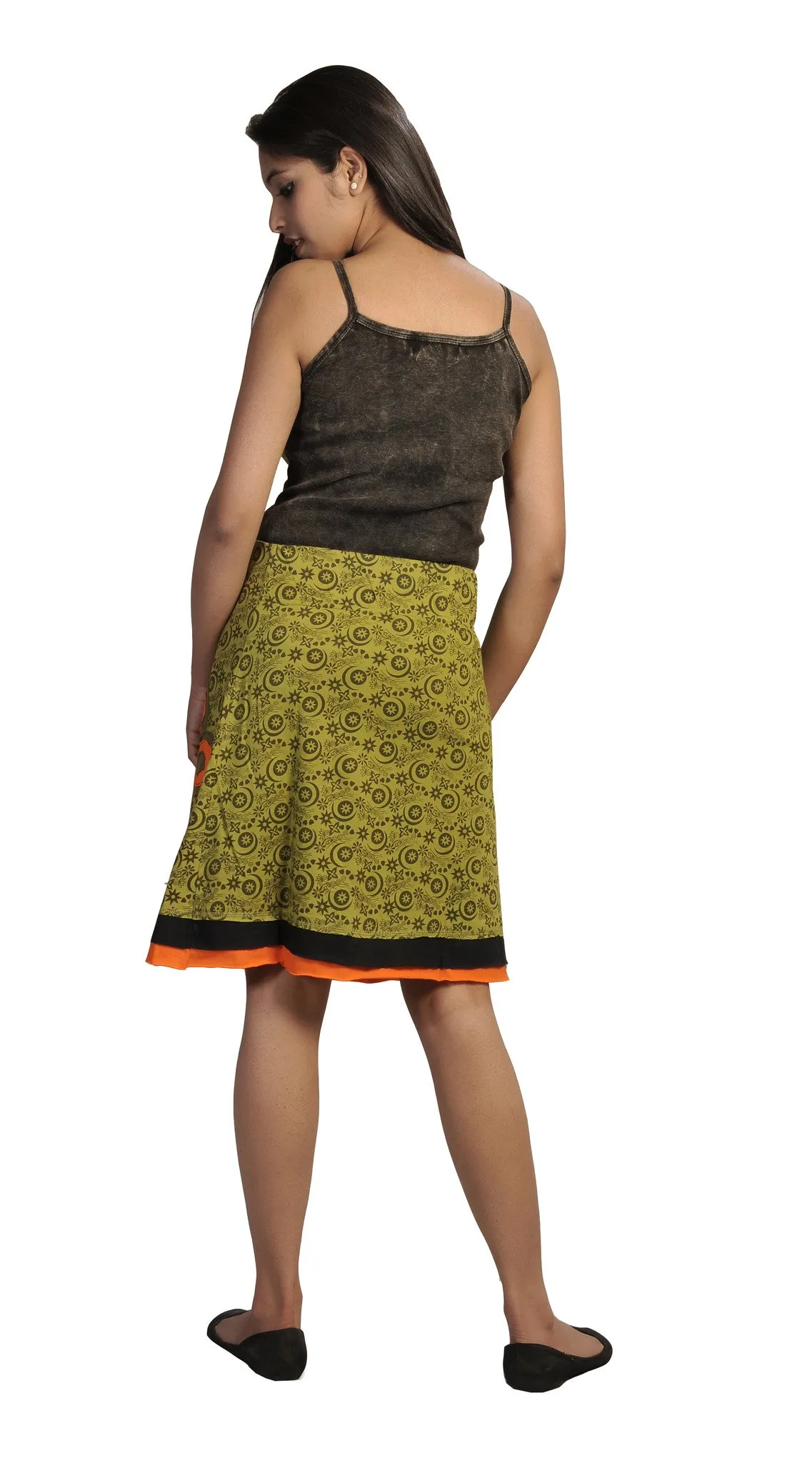 TATTOPANI-mini-skirt-with-an-elasticated-waistband-colorful-flower-embroidery